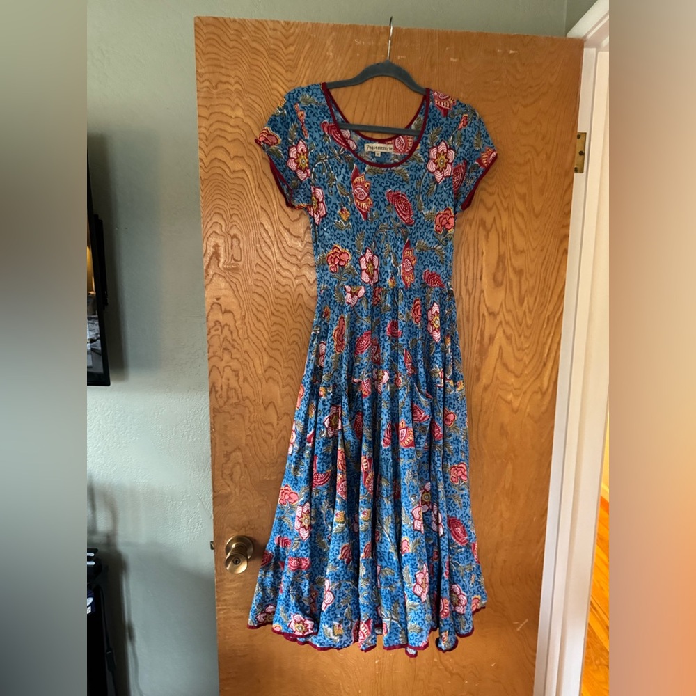 Pasmentrie Floral Blue and Red Swingy Tiered Maxi Dress